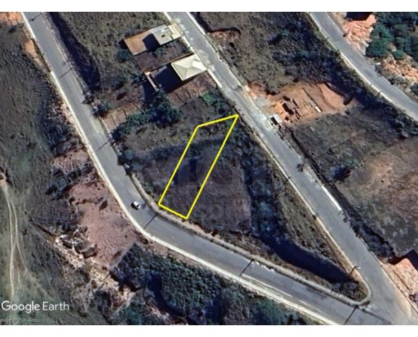 Foto de CONSELHEIRO LAFAIETE/MG -Lote nº 27 da quadra 9 com 505,70m² no Bairro Belvedere I