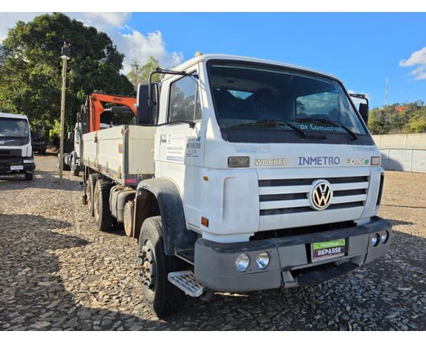 Foto de ITAÚNA MG - CAMINHÃO COM CARROCERIA VW 26.260 COM MUNCK - ANO 2008