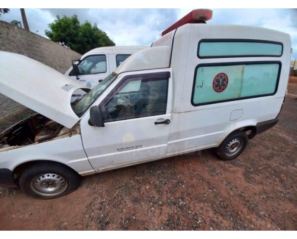 Foto de SANTA CRUZ DO RIO PARDO/SP - Fiat Fiorino Ambulância, 2013/2013, FLEX 
