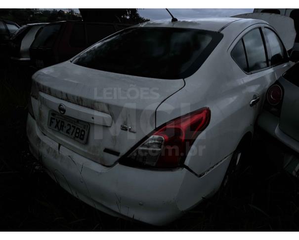 Foto de JUNDIAÍ/SP-VEÍCULO CONSERVADO-I/NISSAN VERSA 16SL FLEX-2014/2014