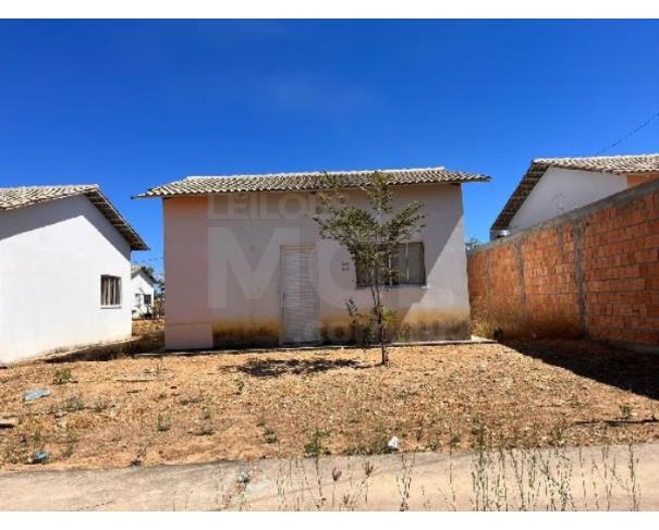 Foto de SANTA RITA DE CASSIA/BA — Casa com 2 quartos e 1 Vaga na Garagem no Bairro 