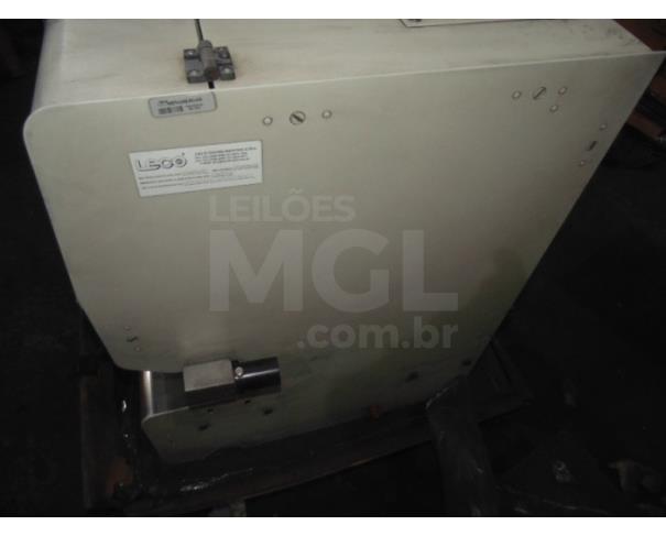 Foto de PIRAPORA MG - ANALISADOR DE CARBONO HF-400A   (777-900-700) 200V HZ 50/60 - LECO  - PA8454