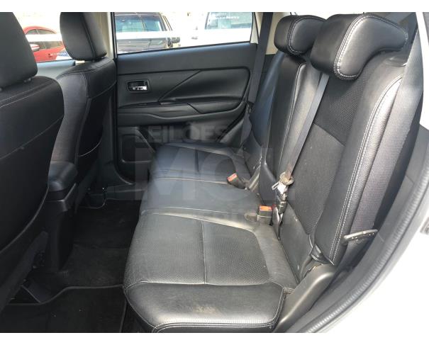 Foto de LOTE 004- MITSUBISHI MMC/OUTLANDER 3.0 GT ANO 2017/2018 JB22551