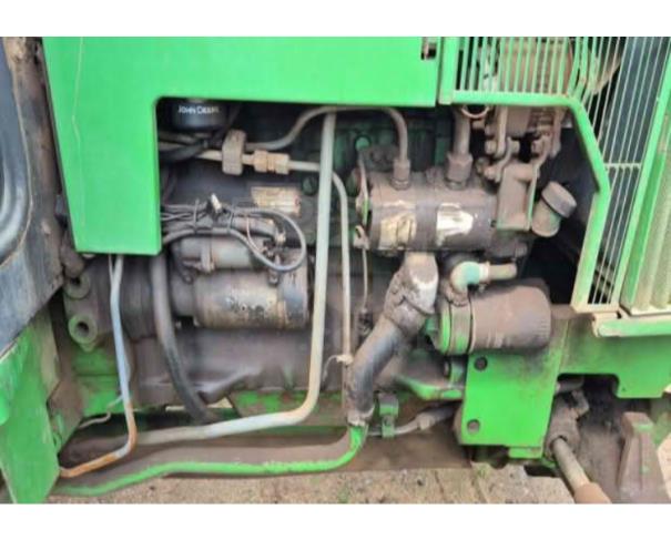 Foto de CAMPESTRE DA SERRA/RS - Trator Agrícola Cabinado John Deere– modelo 5600 – 4x4