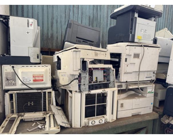 Foto de CAMPO DOS GOYTACAZES/RJ-Eletrônicos, informática (CPUS, monitores, estabilizadores, teclados, impressoras, ares condicionados, televisores, impressoras).