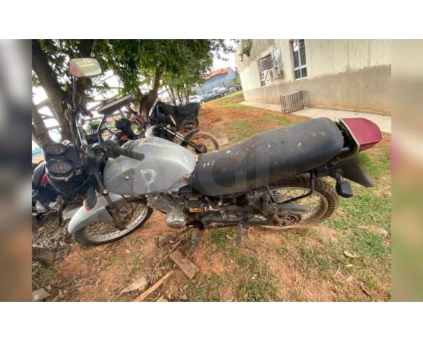 Foto de PORANGATU/GO - SUCATA -  YAMAHA FACTOR YBR125 E - 2008/2008