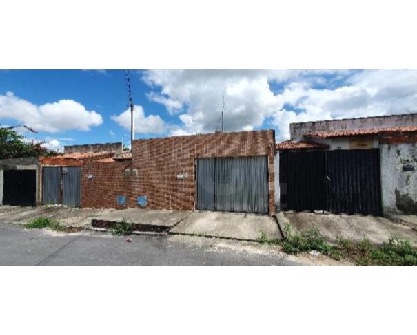 Foto de HORIZONTE/CE — Casa com 2 quartos e 1 Vaga na Garagem no Bairro Vertente