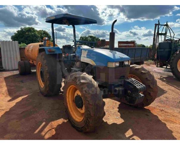 Foto de TIROS/MG - Trator Agrícola New Holland, modelo TT4030
