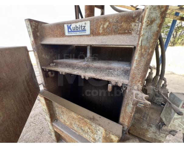Foto de IGUATAMA/MG - Prensa Hidráulica marca Kubitz.