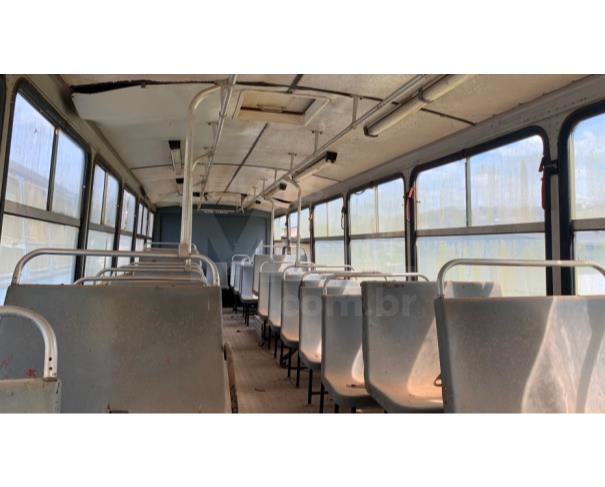 Foto de LAGOA DOURADA/MG - Ônibus Mercedes Benz OF 1318, 1991/1991