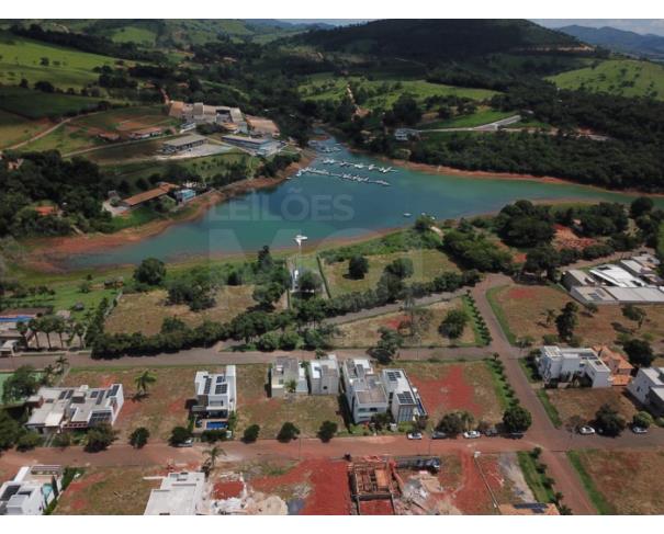 Foto de CAPITOLIO/MG LOTE DE 250,78M2 NO LOTEAMENTO LAGO VITÓRIA