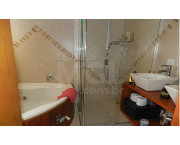 Foto de Canoas/RS – Sobrado com 02 quartos sendo 01 suíte e 02 vagas de garagem no bairro Olaria – PA2121