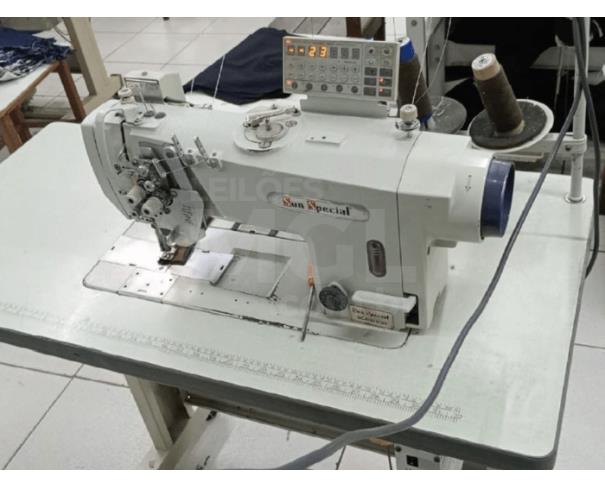 Foto de FORMIGA/MG - Máquina de costura SUN SPECIAL modelo GC-9751 H-D3
