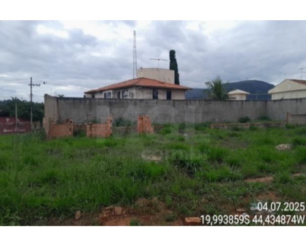 Foto de MATEUS LEME/MG – LOTE COM ÁREA DE 394,07 M2 SITUADO NO BAIRRO NOSSA SENHORA APARECIDA