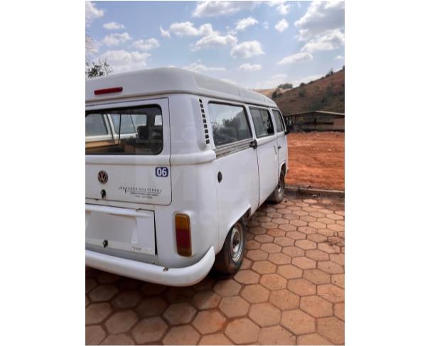 Foto de SÃO PEDRO DOS FERROS/MG - CARRO - VW Kombi Lotação, 2009/2010