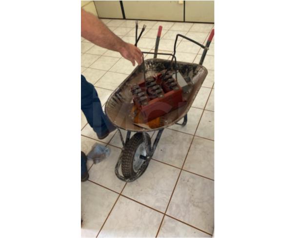 Foto de DUMONT/SP - Sucata de bombas e motor de ar condicionado