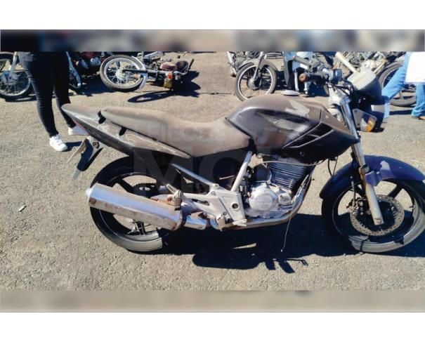 Foto de APARECIDA DE GOIÂNIA/GO - Motocicleta HONDA CBX 250 Twister - PARA RETIRADA DE PEÇAS - MOTOR INSERVÍVEL