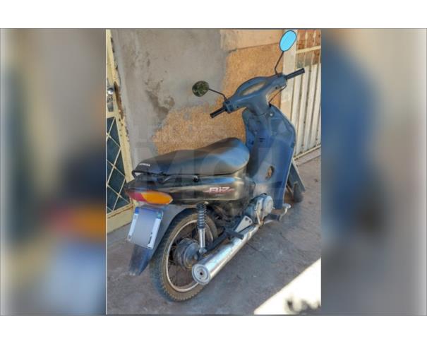 Foto de MONTE AZUL/MG - Motoneta HONDA C100 Biz