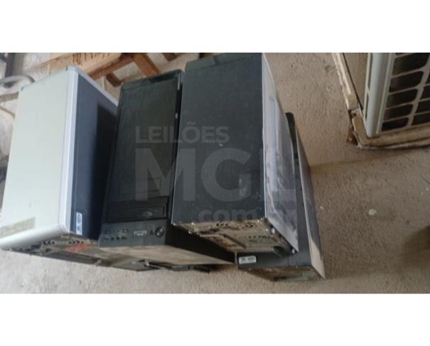 Foto de ORATÓRIOS/MG - Calculadora, cadeiras diversas, CPU’s, relógios de ponto e entre outros