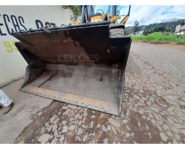 Foto de ITAÚNA/MG-PÁ CARREGADEIRA VOLVO L120F