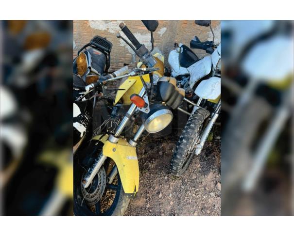 Foto de ARAGUAPAZ/GO - Motocicleta HONDA CBX 250 Twister - PARA RETIRADA DE PEÇAS - MOTOR INSERVÍVEL