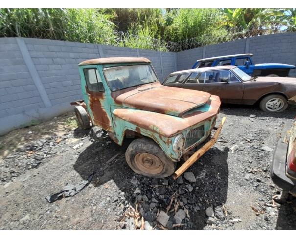 Foto de ITAUNA /MG-F 75 WILLYS-PA7361