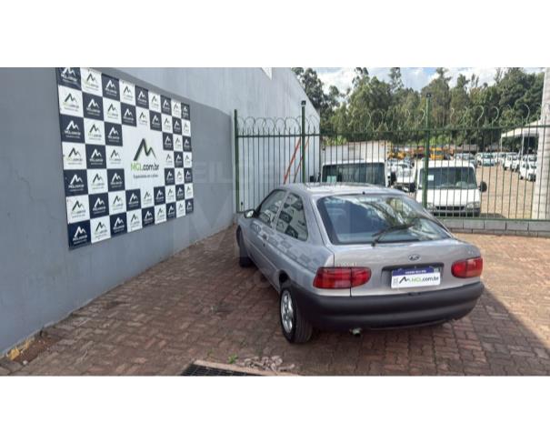 Foto de ITAÚNA MG - FORD ESCORT GL  16V D 1.8 ( IDEAL PARA COLOCIONADOR) 