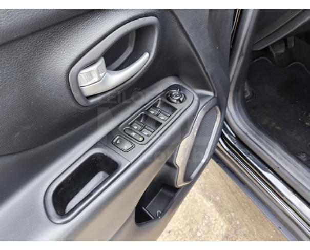Foto de ITAÚNA/MG- JEEP RENEGADE LONG. T270 1.3 TB 4X2 FLEX AUT. 2024/2025- PA13156