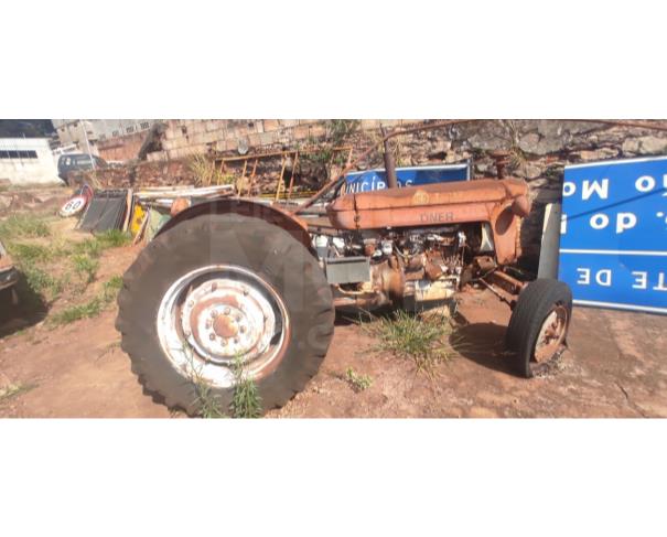 Foto de BELO HORIZONTE\MG- Trator Agrícola, Massey Ferguson, modelo 65X