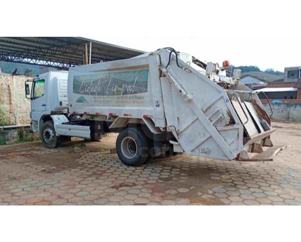 Foto de CONCEIÇÃO DOS OUROS/MG - Caminhão Mercedes-Benz Atego 1725, 2005/2005, DIESEL 