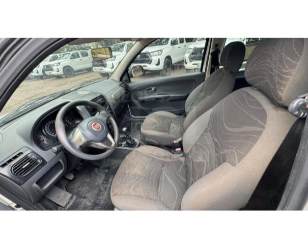 Foto de ITAÚNA/MG - CAMINHONETE FIAT/STRADA HARD WORKING CABINE DUPLA E ANO 2017/2017 - SC1128