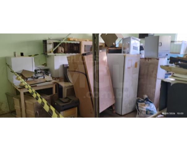 Foto de SENADOR POMPEU/CE - Lote de Geladeiras, Mesas, Ventiladores e entre outros