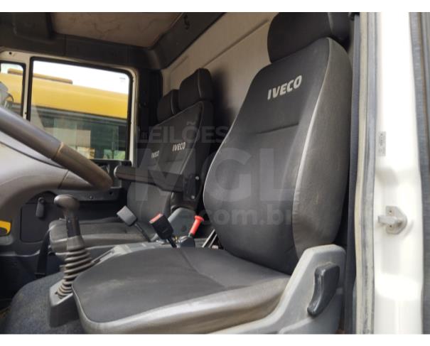 Foto de Águia Branca /ES- Caminhão Basculante Iveco Tector 150E21- 2018/2018