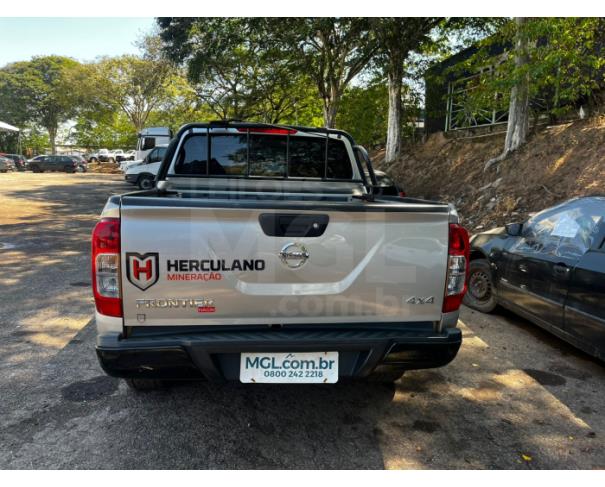 Foto de ITAÚNA/MG- NISSAN  FRONTIER S CD 4X4 2.3 TB DIESEL MEC. 2021/2021  PA13438