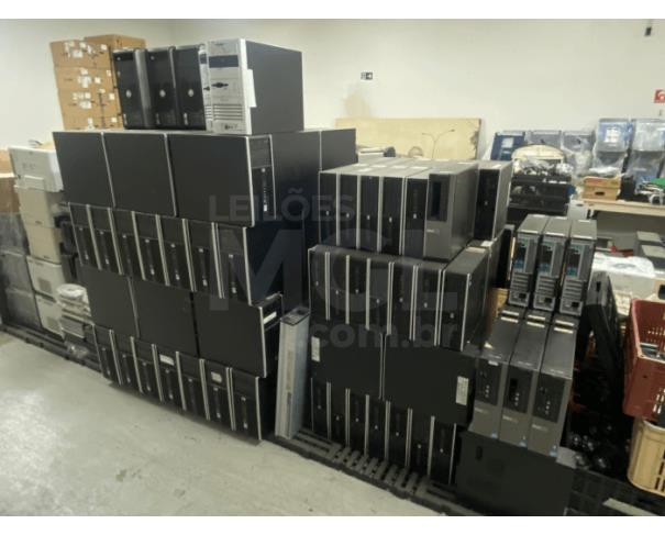 Foto de SÃO PAULO/SP - Lote de computador e Servidor.