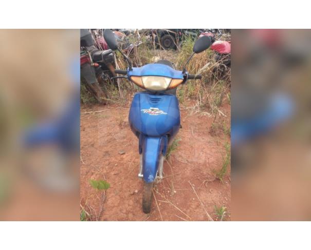 Foto de GOIÂNIA/GO – SUCATA NÃO RECONHECÍVEL - HONDA C100 BIZ - 2002/2002