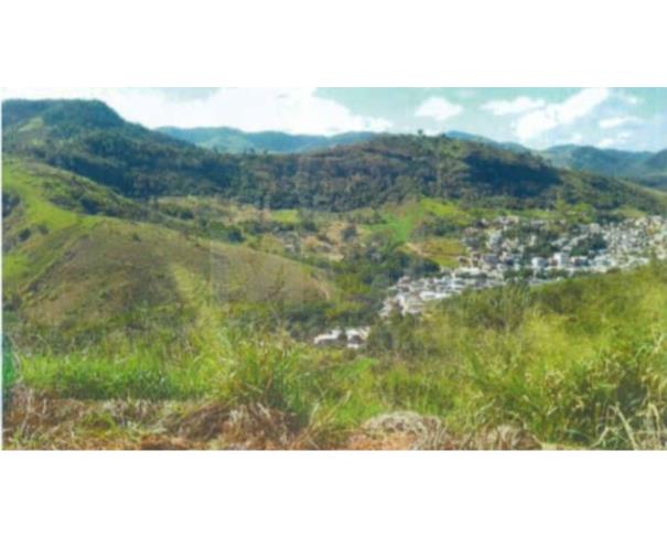 Foto de CARANGOLA/MG — Lote com área de 3526,11m² no bairro Alterosa 