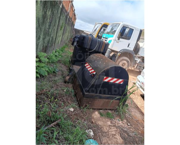 Foto de LIBERDADE/MG - Máquina de Capina a fogo