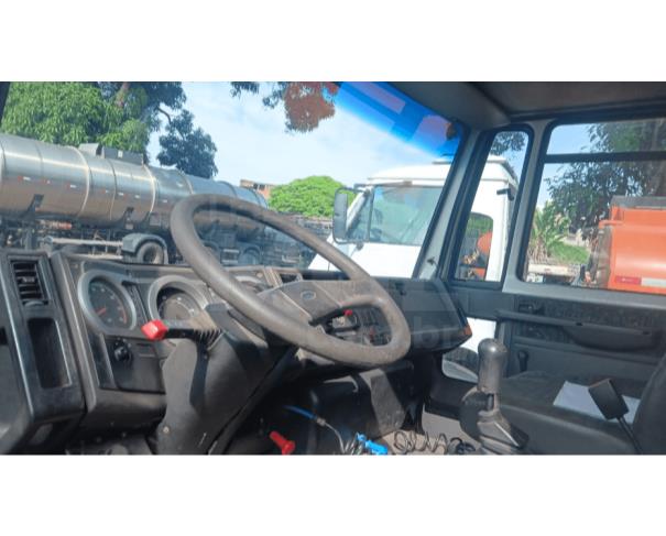 Foto de ITAÚNA/MG- FORD CARGO 815 N 2011/2012 - PA00930