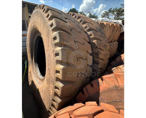 Foto de CONTAGEM /MG 5 PNEUS: 3 BRIDGESTONE E 2  MICHELIN USADOS ORGINAIS NO ESTADO EM QUE SE ENCONTRAM.-- PA13007