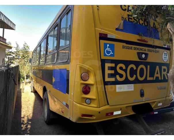 Foto de PIRAPETINGA/MG - Ônibus Iveco/ Granclass 150S21E, 2016/2017, DIESEL 