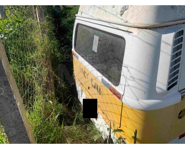 Foto de PARDINHO/SP - Camioneta Volkswagen / Kombi, 2001/2002, GASOLINA 