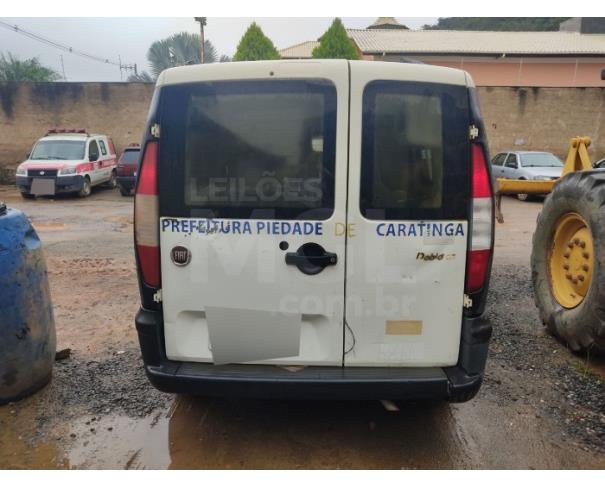 Foto de PIEDADE DE CARATINGA/MG - Caminhonete Ambulância