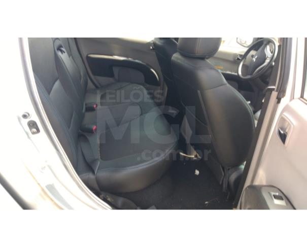 Foto de LOTE 005 - MITSUBISHI/L200 TRITON 3.2 D ANO 2009/2010 JB29887