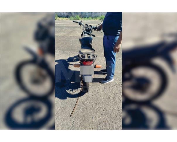 Foto de APARECIDA DE GOIÂNIA/GO - Motocicleta HONDA CG 125 Fan - PARA RETIRADA DE PEÇAS - MOTOR INSERVÍVEL