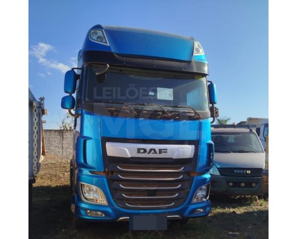Foto de ITAÚNA/MG- Caminhão DAF/XF FTT 530 SSC, ANO 2022/2023 SC 877