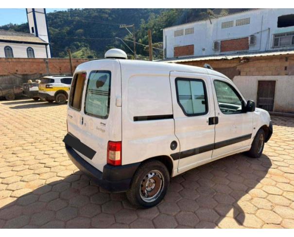 Foto de CARMÉSIA/MG - Caminhonete Citroen Berlingo All A, 2018/2019, FLEX 