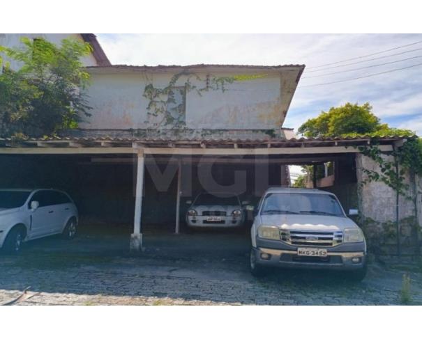 Foto de FLORIANÓPOLIS/SC - Terreno com 13.720,16m² (área construída estimada de 1.872,14m²) no bairro Estreito
