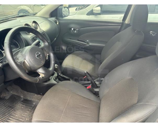 Foto de ITAÚNA/MG - NISSAN VERSA 16 SV - ANO: 2014/2014 - B1022