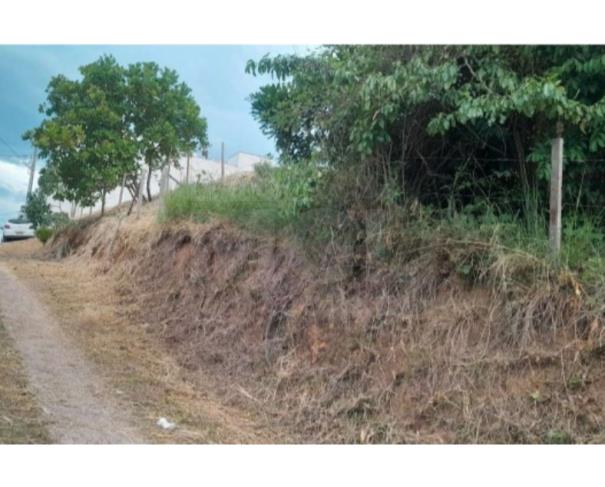 Foto de ALÉM PARAÍBA/MG — Lote de terreno 200,00m² na Granja 03 de Outubro